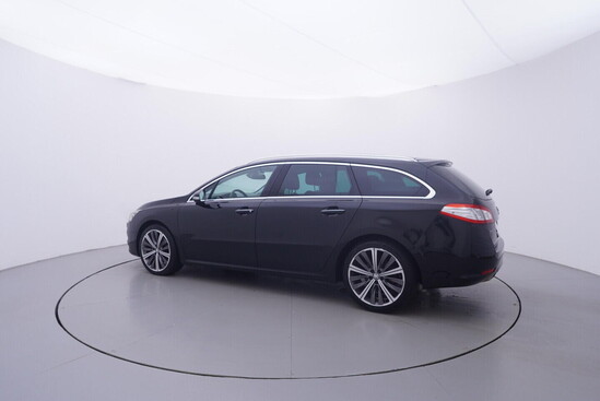 PEUGEOT 508 SW GT 2.0  133 kW automat_2
