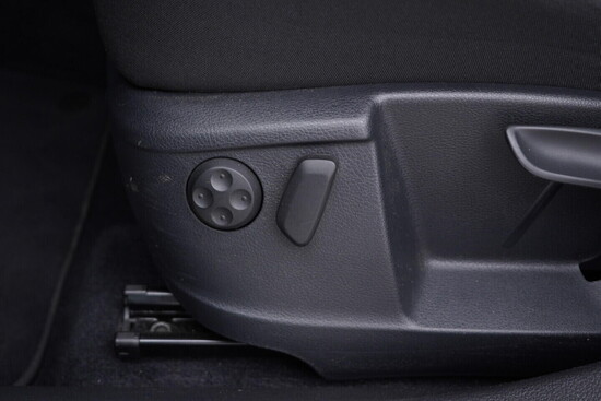 VOLKSWAGEN SHARAN  2.0 TDI 135 kW automat_5