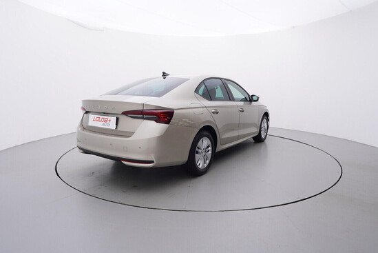 ŠKODA OCTAVIA Selection 1.5 TSI 110 kW manuál, DPH_3
