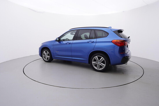 BMW X1 M packet 1.5  100 kW manuál_2