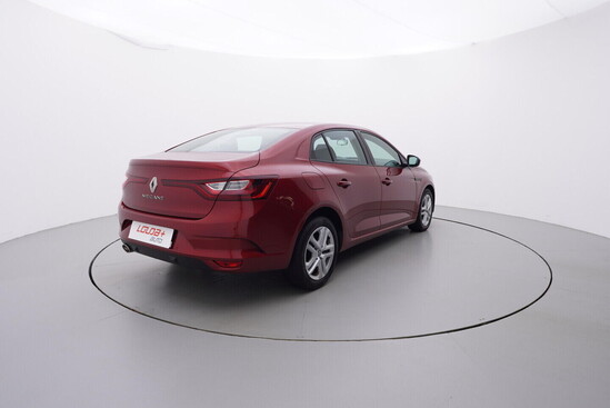 RENAULT MÉGANE  1.3  85 kW manuál_3