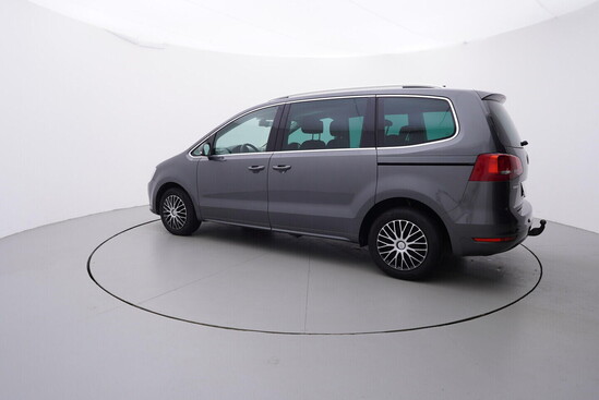 VOLKSWAGEN SHARAN Highline  2.0 TDI 130 kW manuál_2