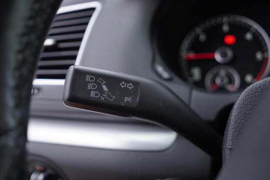 VOLKSWAGEN SHARAN Highline  2.0 TDI 130 kW manuál_5