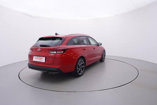 HYUNDAI I30 N line 1.5 TGDI 117 kW automat, DPH_3