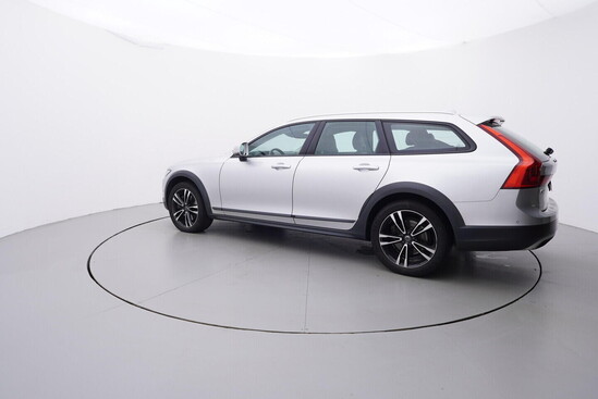VOLVO V90 Cross Country 2.0  173 kW automat, DPH_2