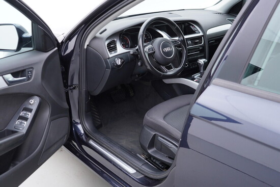 AUDI A4 AVANT Clean 2.0 TDI 110 kW automat_4