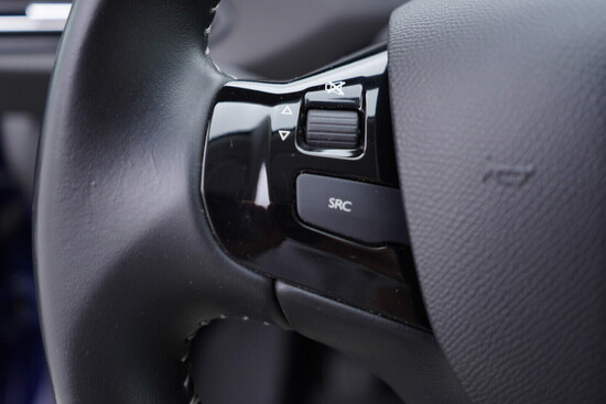 PEUGEOT 308 Active 1.5 96 kW manuál, DPH_5