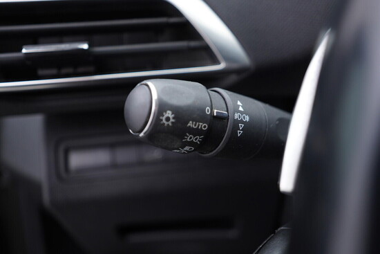 PEUGEOT 5008 GT-LINE 1.6  133 kW automat, DPH_5