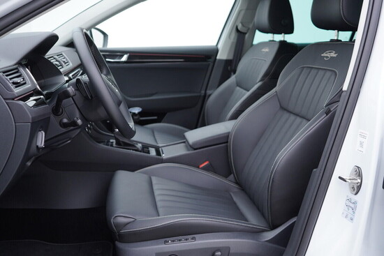 ŠKODA SUPERB L&K 1.4 TSI IV 160 kW automat, DPH_5