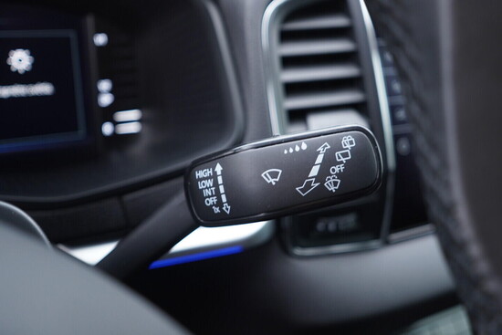 ŠKODA KAROQ Drive 2.0 TDI 110 kW automat_5
