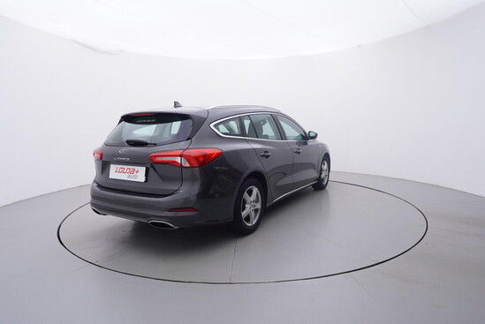 FORD FOCUS Vignale 1.0  92 kW manuál_3