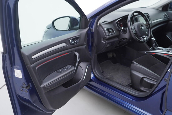 RENAULT MÉGANE Intens 1.3  117 kW automat_4