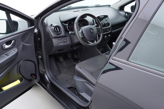 RENAULT CLIO  1.1  54 kW manuál_4