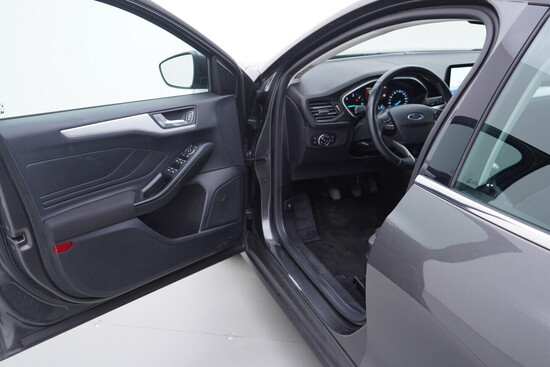 FORD FOCUS Connected 1.5  88 kW manuál, DPH_4