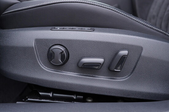ŠKODA SUPERB Style 2.0 TDI 147 kW automat, DPH_4