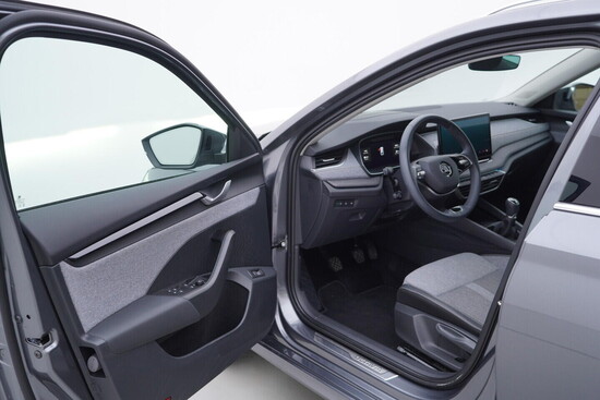 ŠKODA OCTAVIA Top Selection 1.5 TSI 110 kW manuál, DPH_4