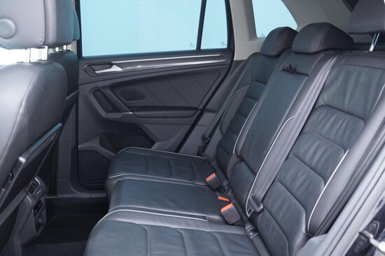 VOLKSWAGEN TIGUAN Carat 2.0 TDI 110 kW automat_5