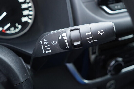 NISSAN QASHQAI Visia 1.3  103 kW manuál_5