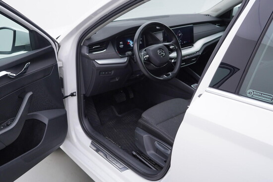 ŠKODA OCTAVIA Style 2.0 TDI 85 kW automat, DPH_4