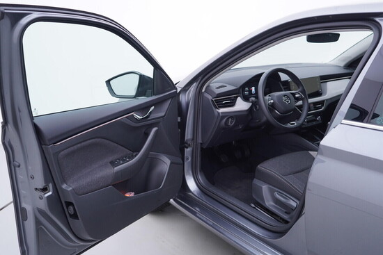 ŠKODA SCALA Top Selection 1.0 TSI 85 kW manuál, DPH_4