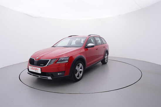 ŠKODA OCTAVIA Scout 2.0 TSI 140 kW automat, DPH_1