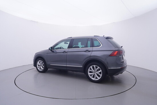 VOLKSWAGEN TIGUAN Highline 2.0 TDI 110 kW automat_2