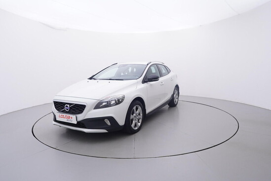 VOLVO V40 Cross Country Business 2.0  88 kW manuál_1