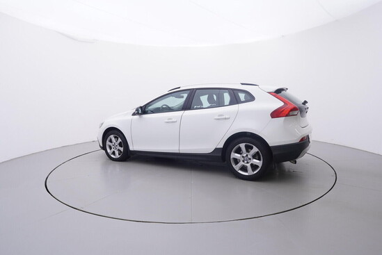 VOLVO V40 Cross Country Business 2.0  88 kW manuál_2