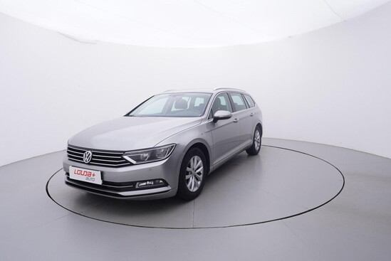 VOLKSWAGEN PASSAT VARIANT Comfortline 1.6 TDI 88 kW manuál_1
