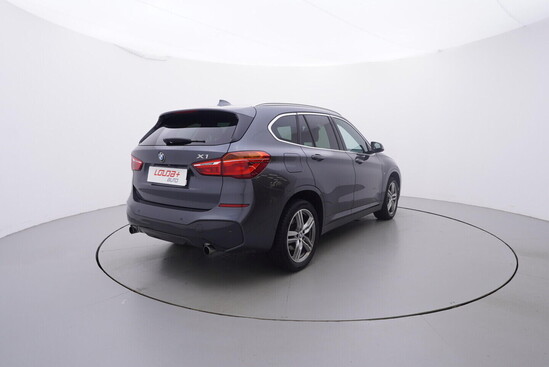 BMW X1 M sport 2.0 D 140 kW automat, DPH_3