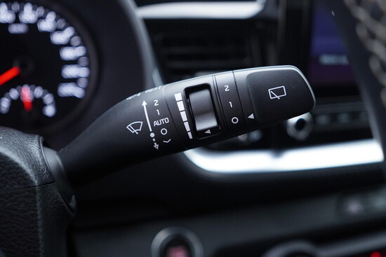 KIA STONIC GT line Mild-Hybrid 1.0 88 kW automat, DPH_5
