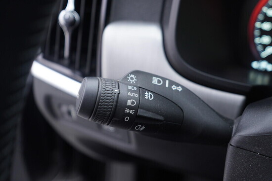 VOLVO V90 Momentum 2.0  140 kW automat, DPH_5