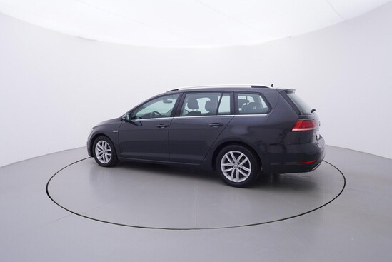 VOLKSWAGEN GOLF Highline 1.5 TSI 96 kW automat_2