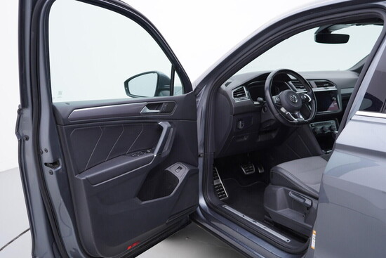 VOLKSWAGEN TIGUAN ALLSPACE R-Line 2.0 TDI 140 kW automat_4