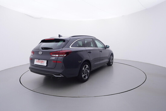 HYUNDAI I30 STYLE 1.5 T-GDi 103 kW automat, DPH_3