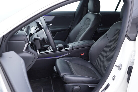 MERCEDES-BENZ CLA  2.0 250 165 kW automat_5