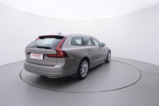 VOLVO V90 Momentum 2.0 D4 145 kW automat, DPH_3