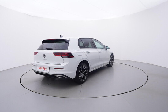 VOLKSWAGEN GOLF  1.4 TSi Phev 110 kW automat, DPH_3