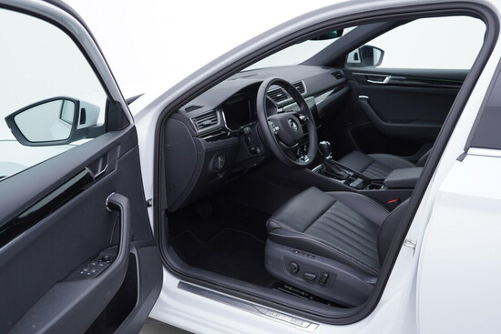 ŠKODA SUPERB L&K 2.0 TDI 147 kW automat, DPH_4