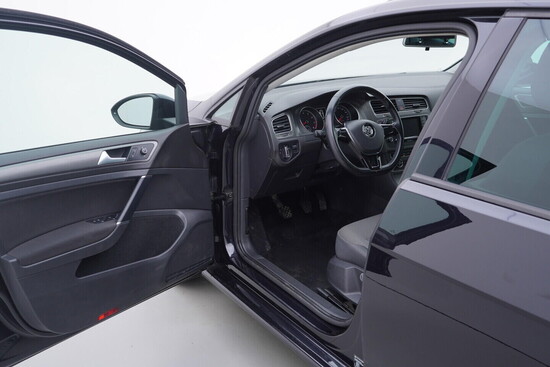 VOLKSWAGEN GOLF Comfortline 1.4 TSI 90 kW manuál_4