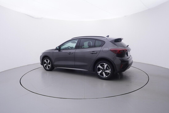 FORD FOCUS Active Titamium 1.0  92 kW manuál_2