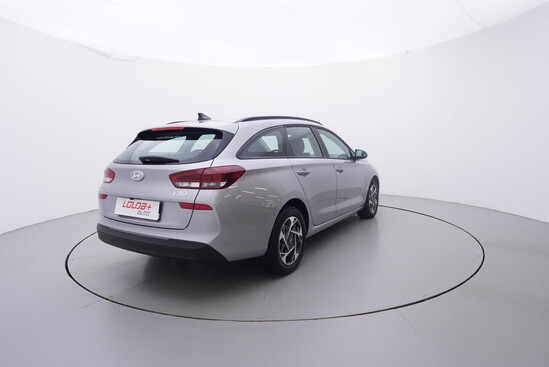 HYUNDAI I30 SMART 1.5 TGDI 103 kW automat, DPH_3