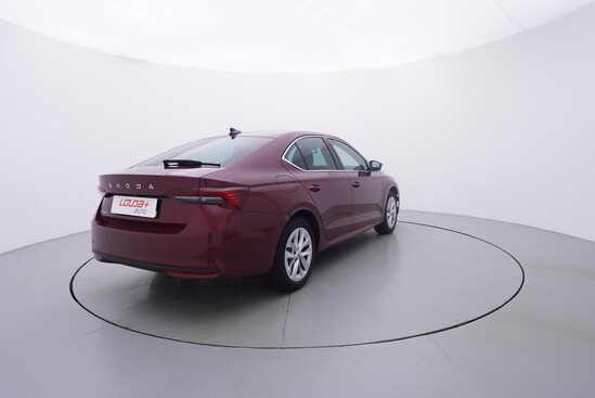 ŠKODA OCTAVIA Top Selection 1.5 TSI 110 kW manuál, DPH_3