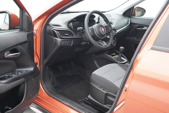 FIAT TIPO FireFly 1.0 46349385 74 kW manuál, DPH_4