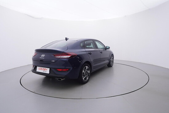 HYUNDAI I30 Smart 1.0  73 kW manuál_3
