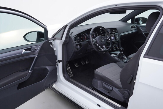 VOLKSWAGEN GOLF Highline 1.4 TSI 110 kW manuál_4