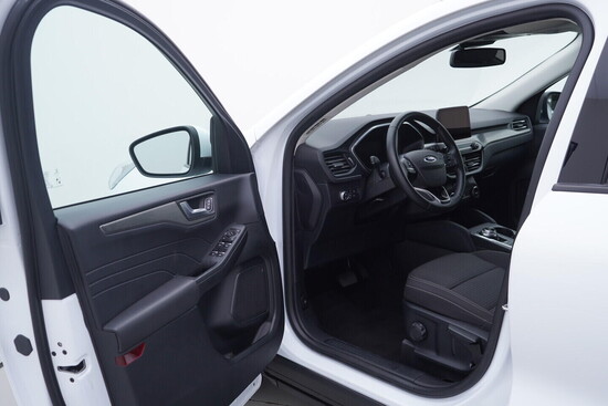 FORD KUGA Titanium 1.5  88 kW automat_4