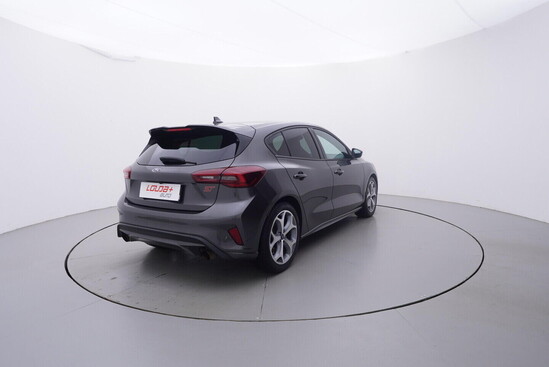 FORD FOCUS ST 2.3  206 kW manuál_3