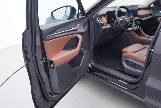 ŠKODA KODIAQ Exclusive Selection 2.0 TDI 142 kW automat, DPH_4