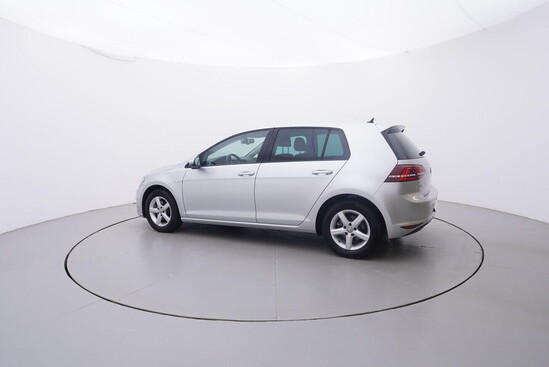 VOLKSWAGEN E-GOLF    85 kW automat, DPH_2